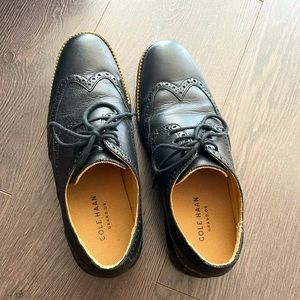 MEN 7.5 Cole Haan Dress Shoes